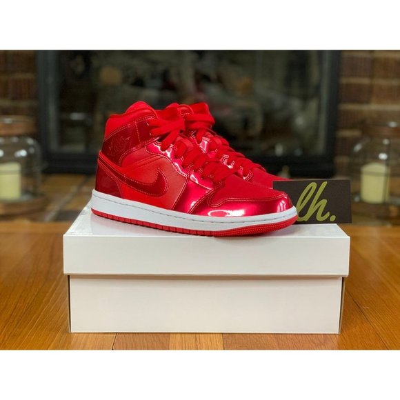 Size 6 w Air Jordan 1 Mid SE “Pomegranate” - Picture 4 of 5